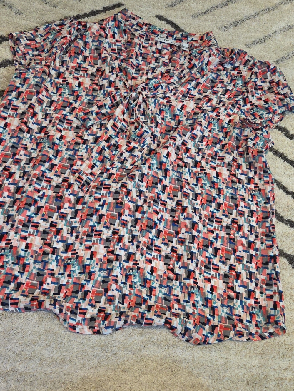 Notations Multicolor Geometric Tie-Neck Blouse in Coral, Navy & Cream